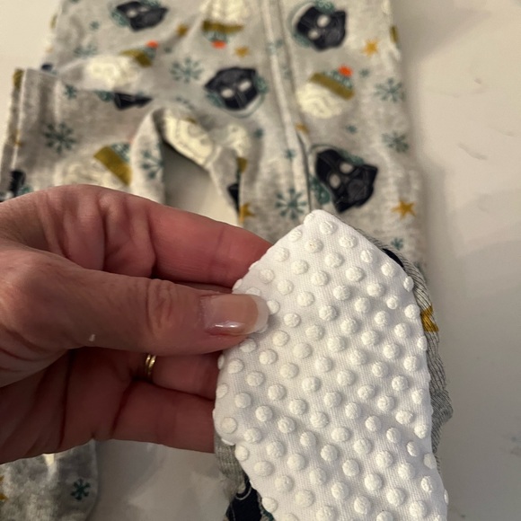 New Boys Star Wars one piece zip pj, new 12month pjs Star Wars w tags,Star Wars - Picture 6 of 8